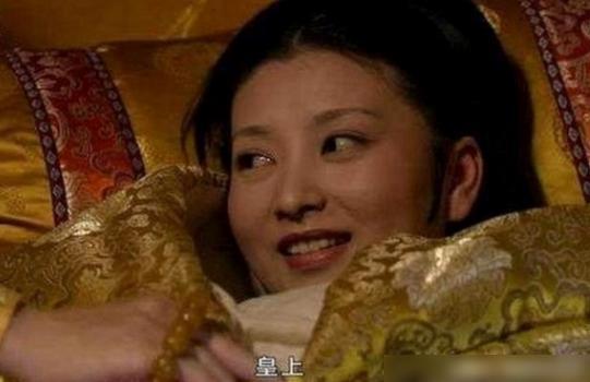 甄嬛侍寝视频,宫廷秘事中的爱恨情仇